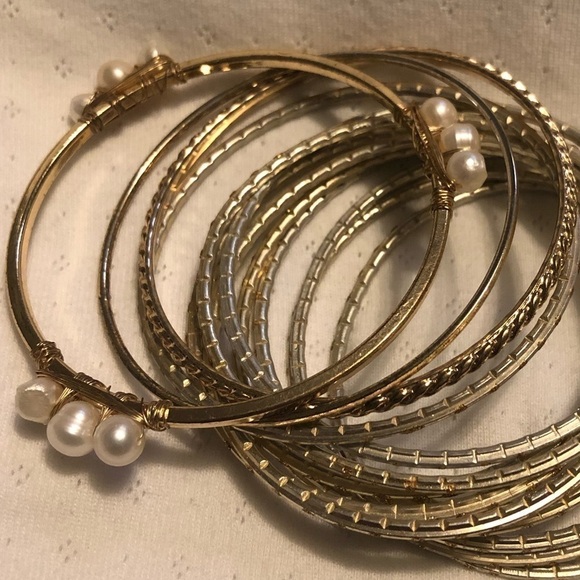 unbranded Jewelry - Bracelets